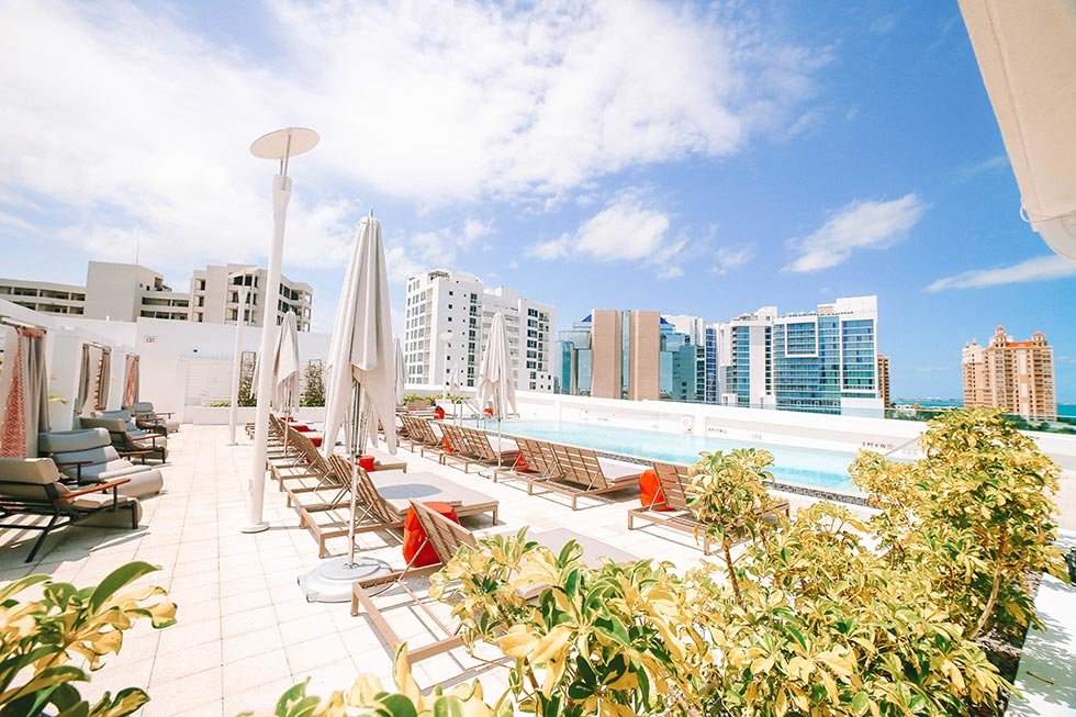 Art Ovation Hotel